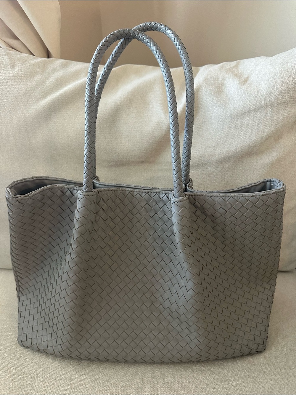 LuLu Dharma Woven Vegan Leather  Bag in Dove Gray with Dual Top Handles